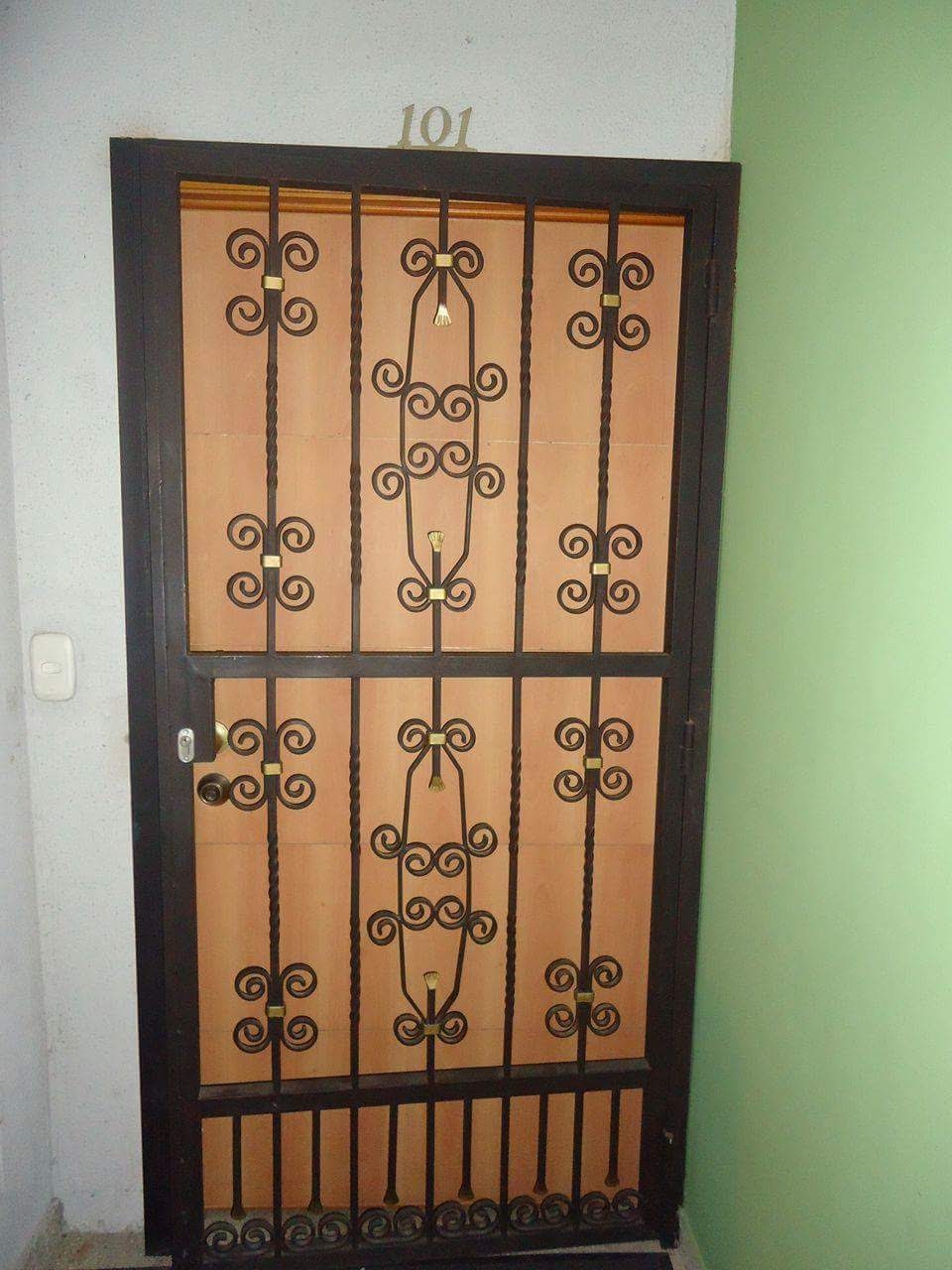 Puerta Reja de Seguridad de Lujo